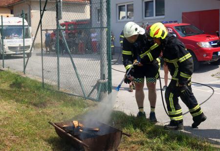 DEŽELAK UNEC 04 FOTO LJUBO VUKELIČ